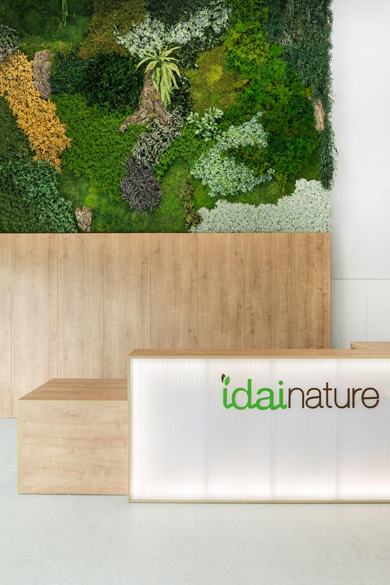 Tabrasa Dry Erase Paint « Inhabitat – Green Design, Innovation,  Architecture, Green Building